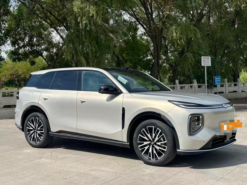 Changan Qiyuan (Nevo) Q07, 2026 — фото 3 из 9