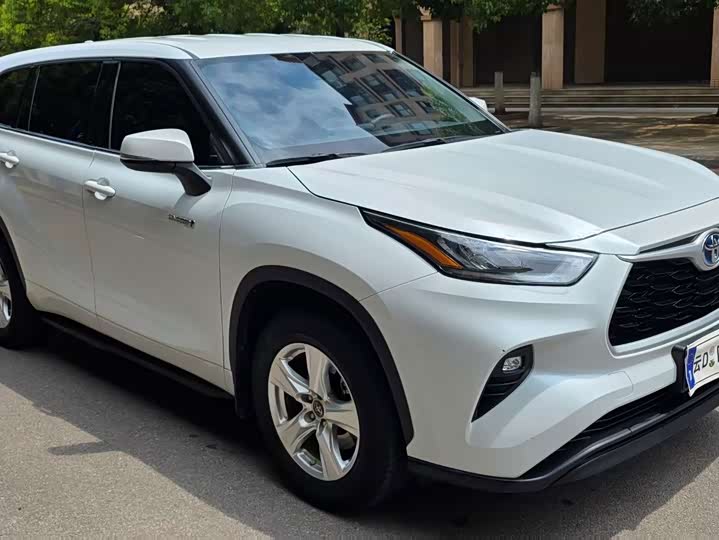 Toyota Highlander, 2022 — фото 3 из 9