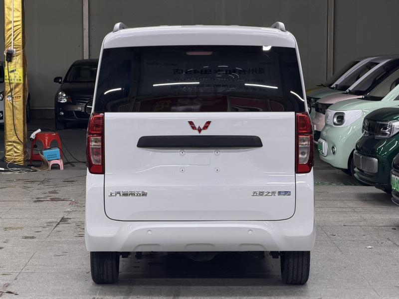 Wuling Sunshine EV, 2025 — фото 4 из 8