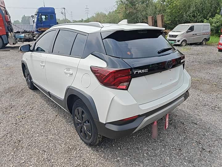 Toyota Yaris L Hatchback, 2022 — фото 5 из 9