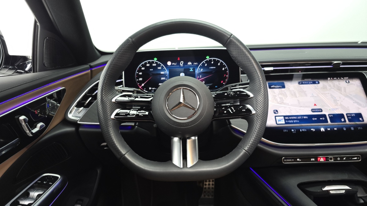 Mercedes-Benz E-Class, 2025 — фото 12 из 12