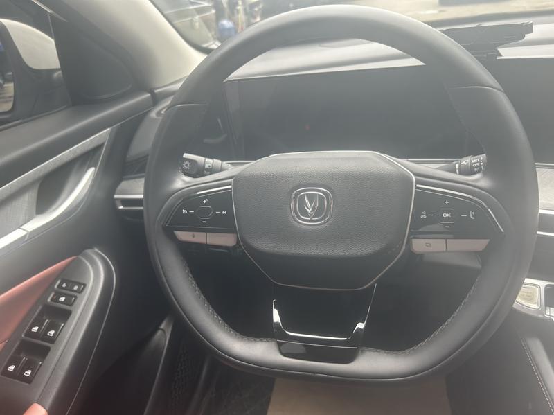 Changan Eado Plus, 2023 — фото 7 из 12