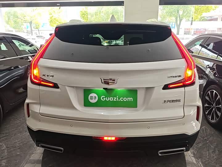 Cadillac XT4, 2023 — фото 6 из 9