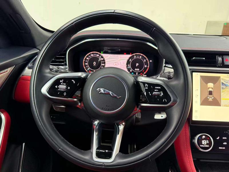 Jaguar F-Pace, 2023 — фото 7 из 11