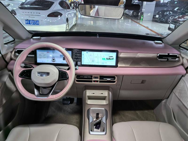 Geely Geometry E Firefly, 2023 — фото 6 из 10