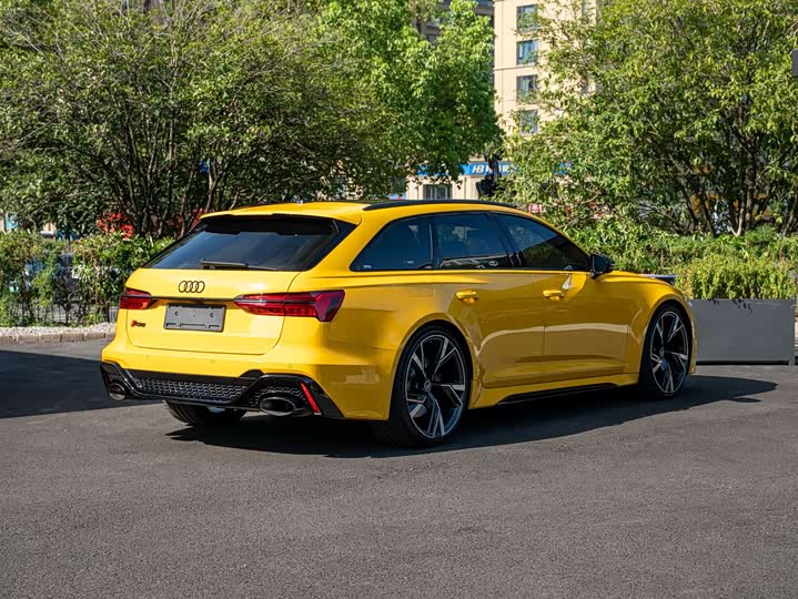 Audi RS 6, 2023 — фото 4 из 9