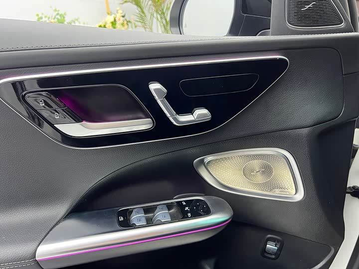 Mercedes-Benz C-Class, 2024 — фото 7 из 9