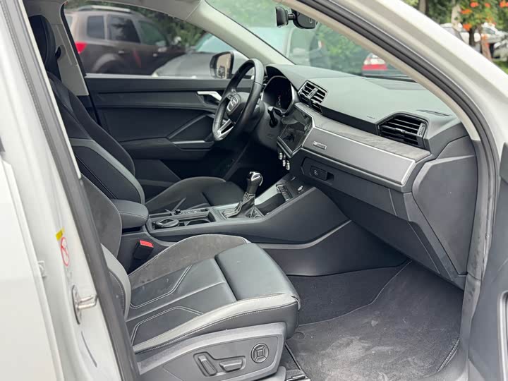 Audi Q3 Sportback, 2022 — фото 8 из 9