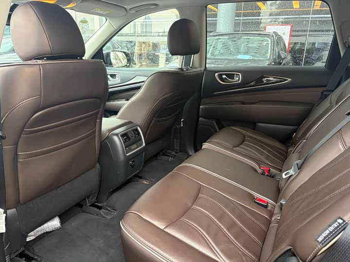 Infiniti QX60, 2021 — фото 7 из 9