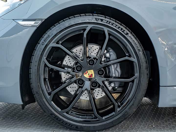 Porsche 718, 2026 — фото 7 из 9