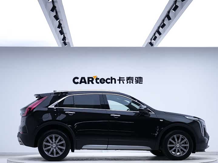 Cadillac XT4, 2023 — фото 4 из 9