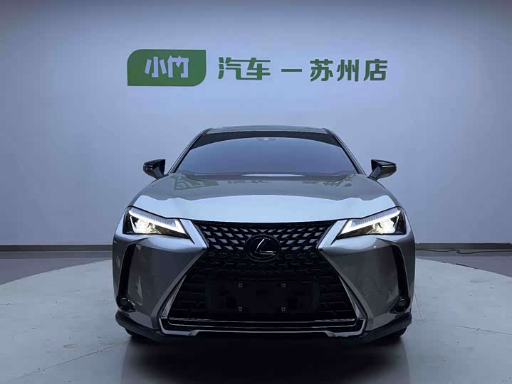 Lexus UX Hybrid, 2022 — фото 2 из 9
