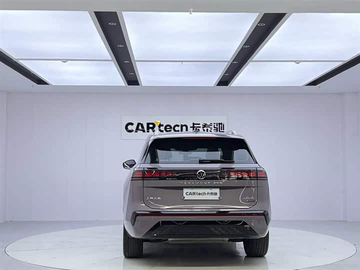Volkswagen Teramont Pro, 2025 — фото 4 из 9