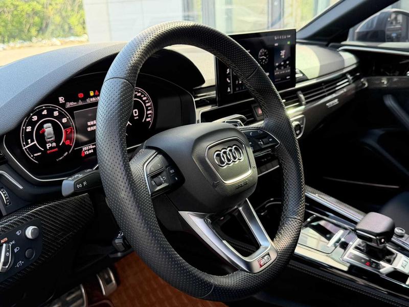 Audi RS 5, 2024 — фото 8 из 11
