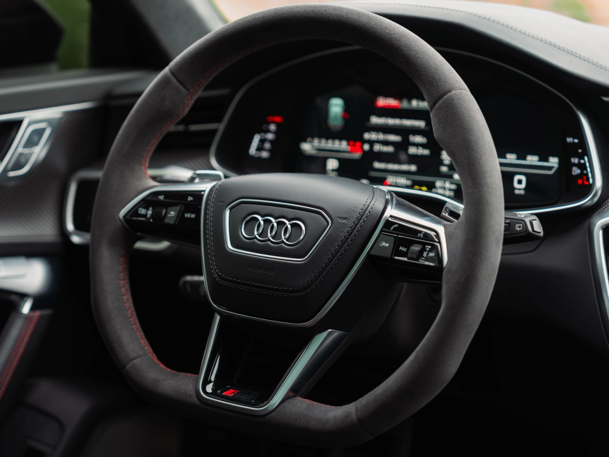 Audi RS 6, 2022 — фото 6 из 10
