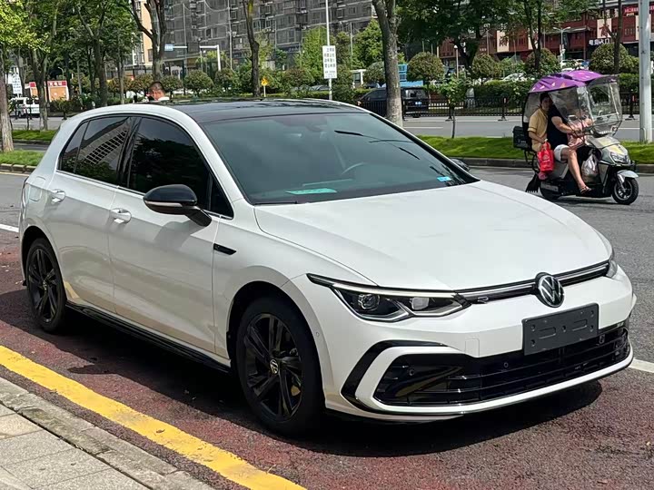 Volkswagen Golf, 2023 — фото 3 из 9