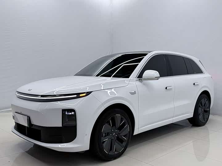 LiXiang L6, 2024 — купить в Иванове под ключ