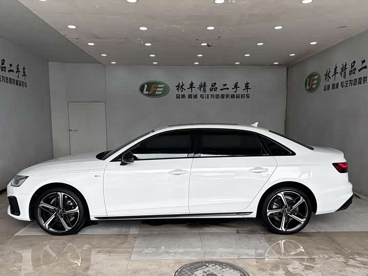 Audi A4L, 2024 — фото 5 из 9