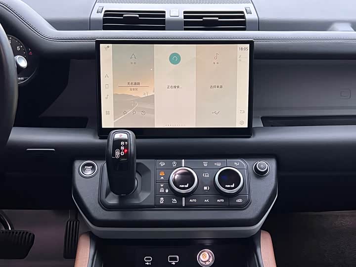 Land Rover Defender, 2022 — фото 9 из 9