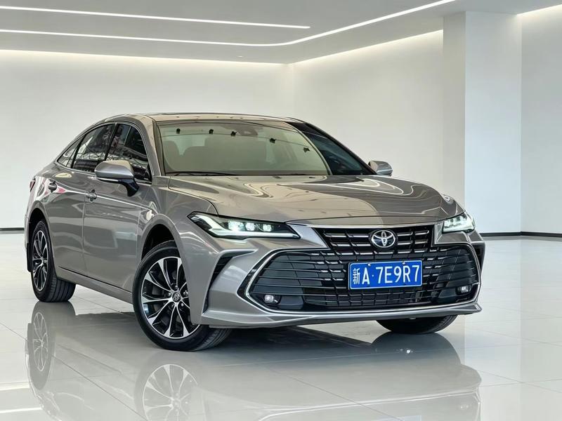 Toyota Avalon, 2023 — фото 3 из 8