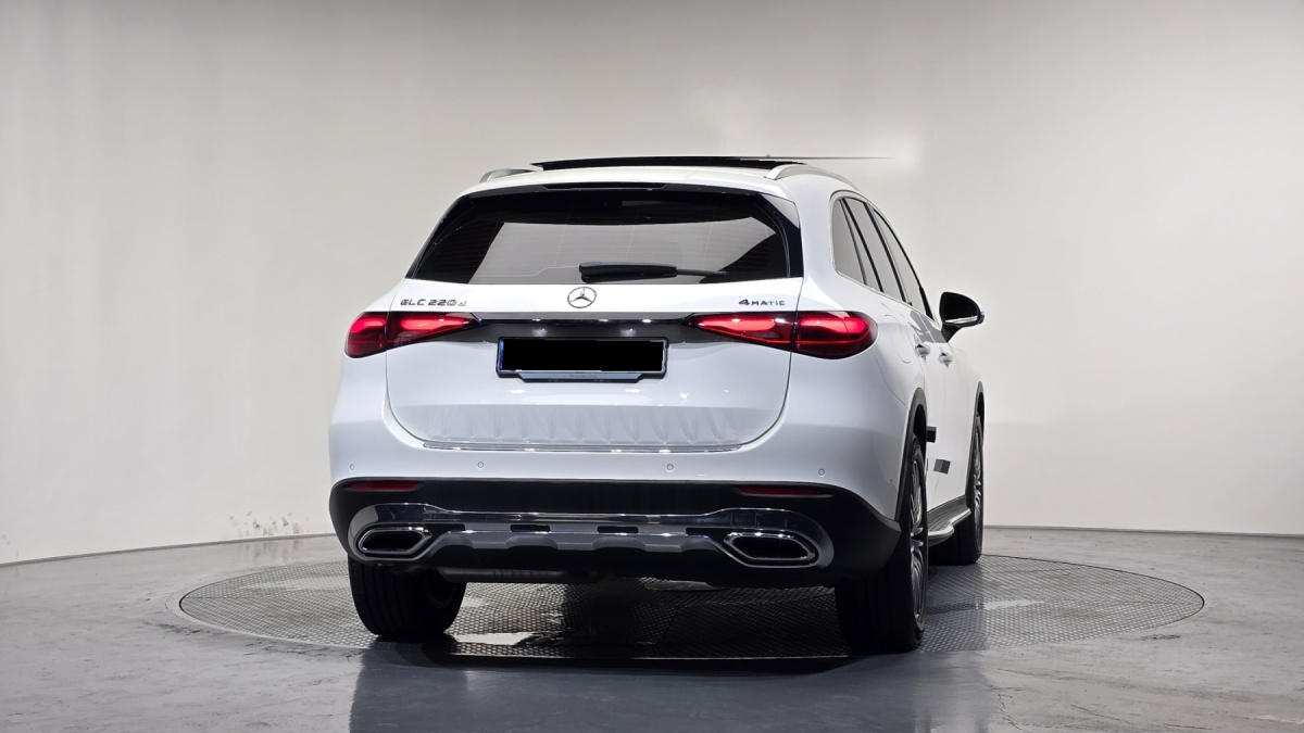 Mercedes-Benz GLC-Class, 2023 — фото 4 из 12