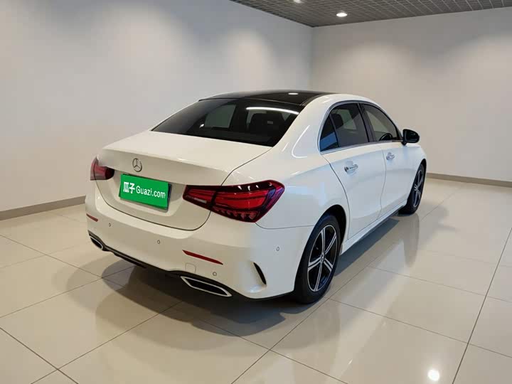 Mercedes-Benz A-Class, 2024 — фото 4 из 9