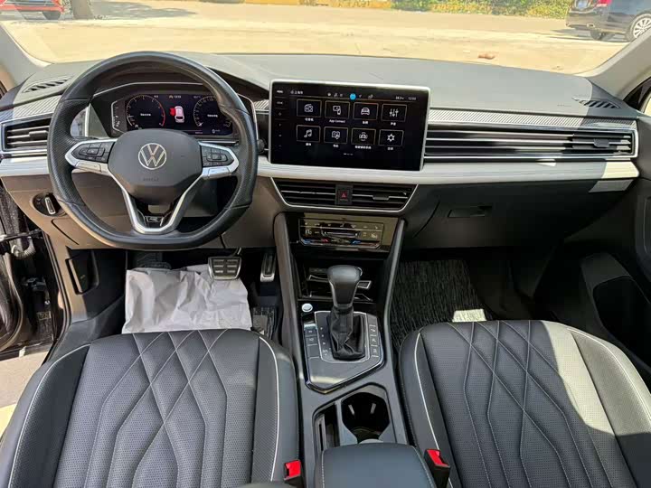 Volkswagen Tiguan L Pro, 2023 — фото 6 из 9