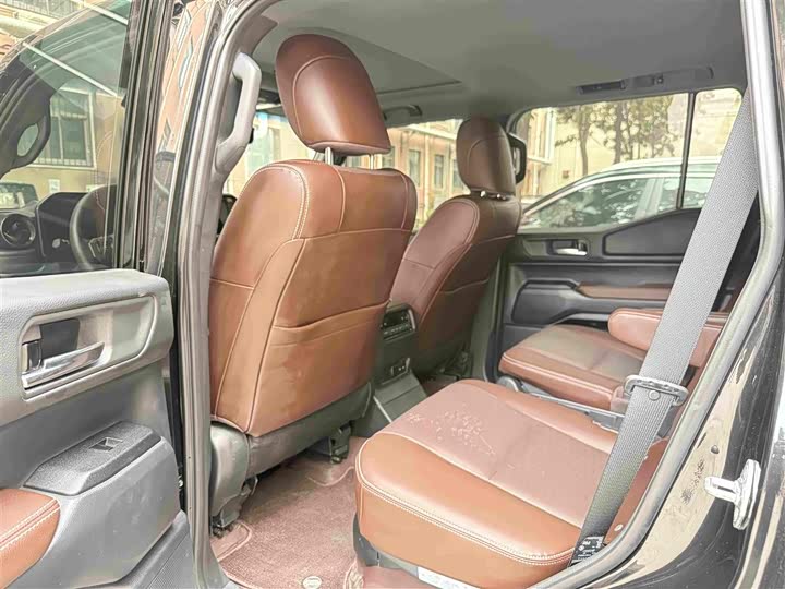 Toyota Prado, 2025 — фото 7 из 9