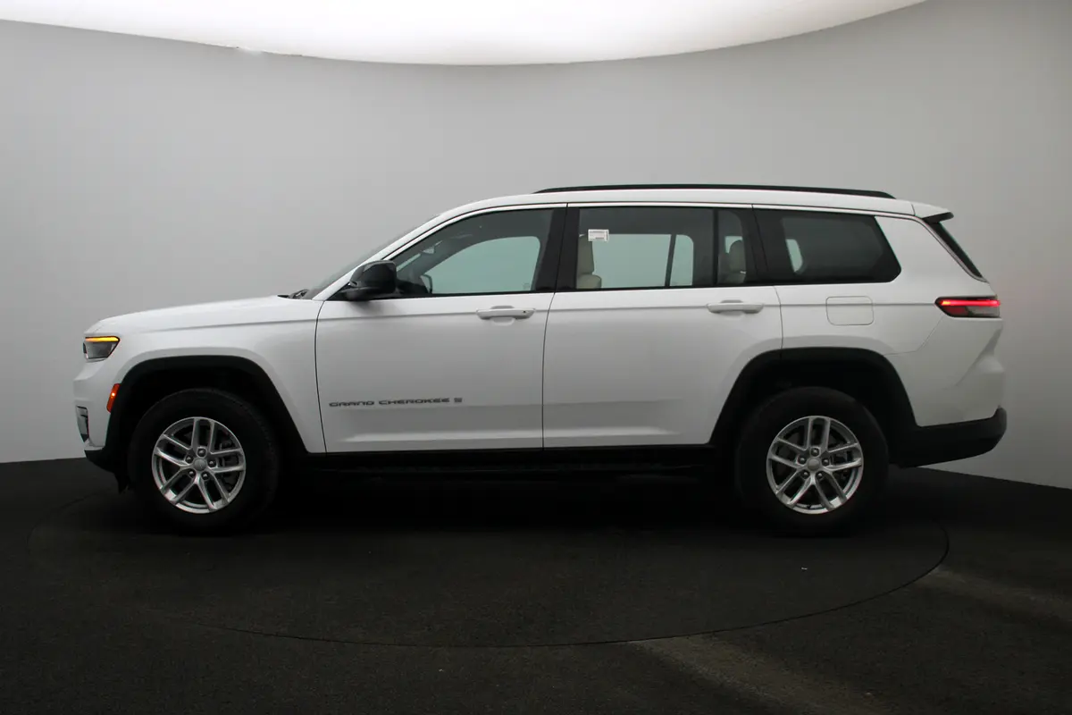 Jeep Grand Cherokee, 2024 — фото 4 из 10