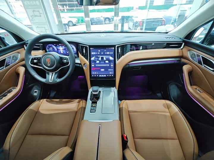 Hongqi HS7 Hybrid, 2025 — фото 6 из 9