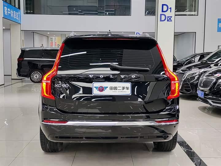 Volvo XC90, 2023 — фото 5 из 9