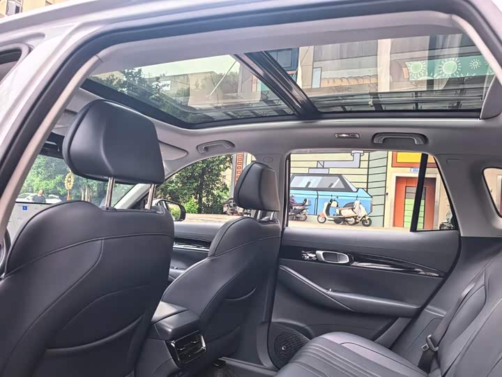 Geely Galaxy E5, 2025 — фото 8 из 9