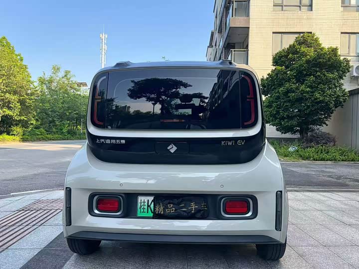 Baojun KiWi EV, 2022 — фото 5 из 9