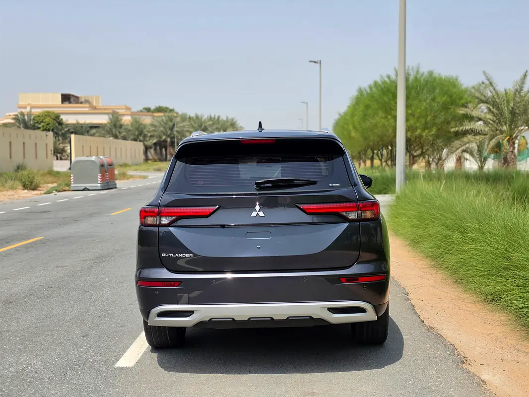 Mitsubishi Outlander, 2025 — фото 5 из 10