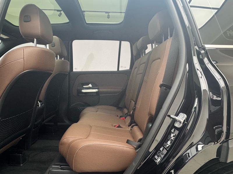 Mercedes-Benz GLB-Class, 2024 — фото 12 из 12