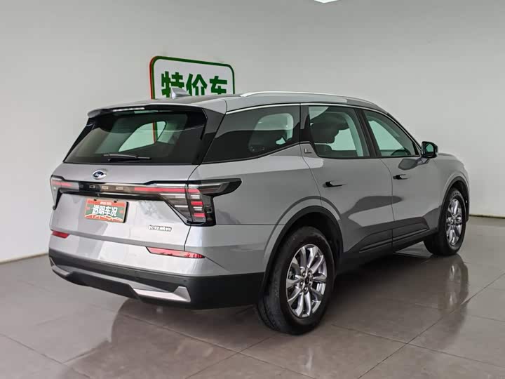 Ford Edge, 2023 — фото 2 из 9