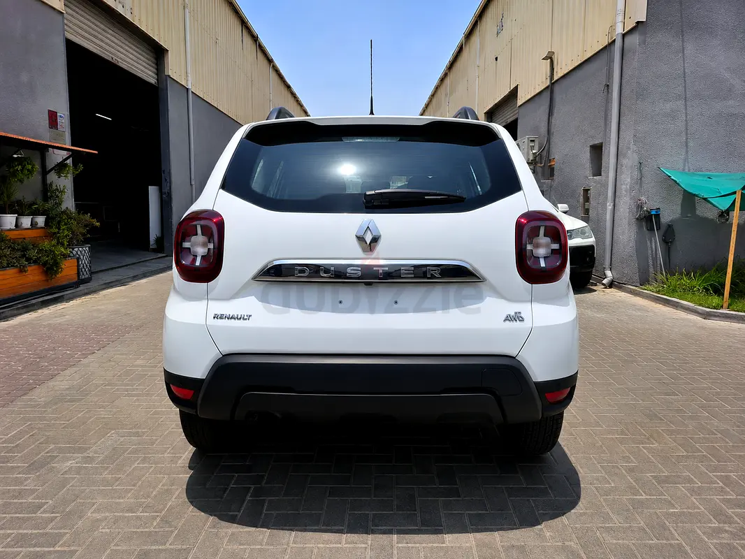 Renault Duster, 2023 — фото 5 из 7
