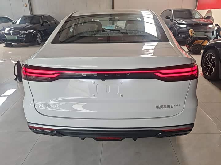 Geely Galaxy Starshine 6, 2026 — фото 6 из 9