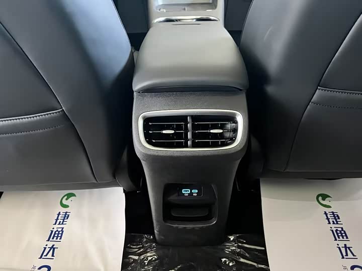 BYD Sea Lion 06 Hybrid/EV, 2026 — фото 9 из 9
