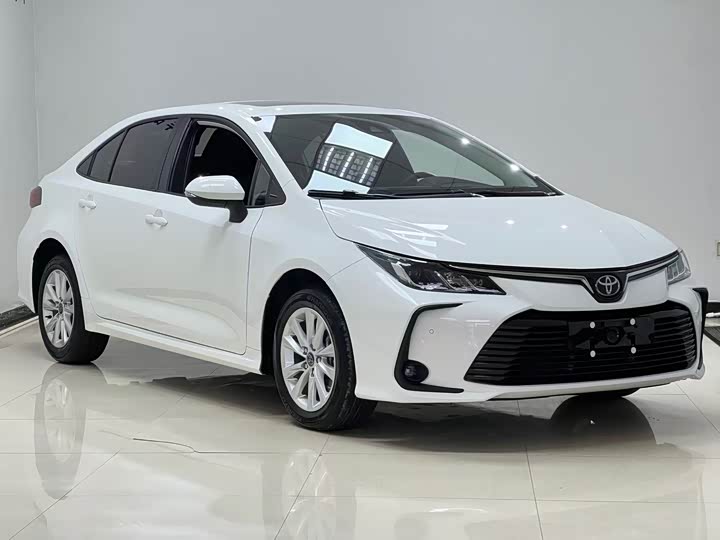 Toyota Corolla, 2023 — фото 3 из 9