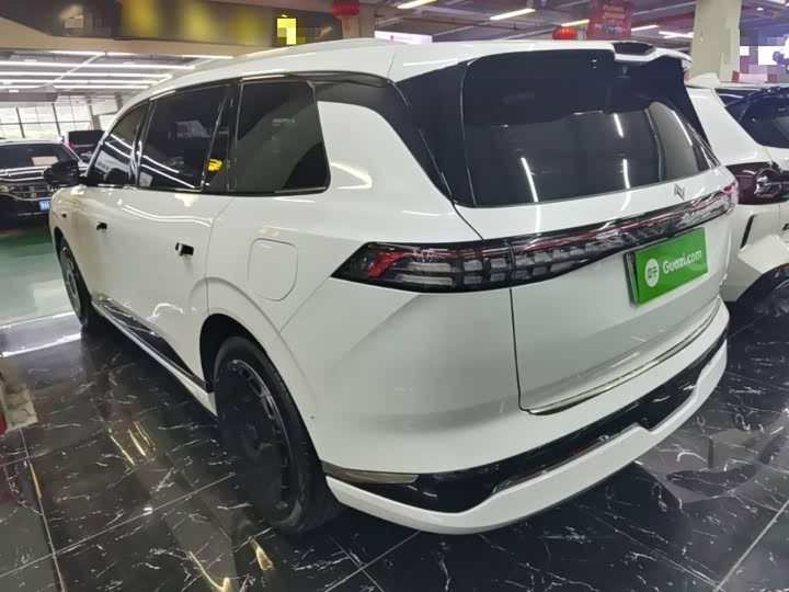 Dongfeng Yipai eπ 008, 2024 — фото 5 из 9