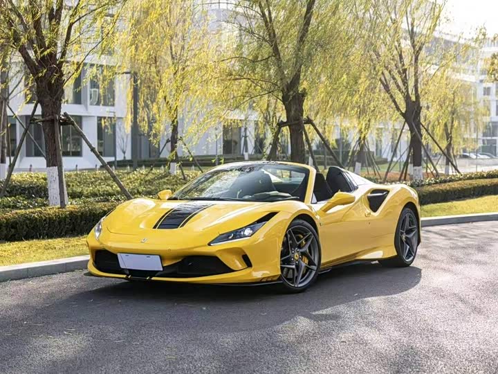Ferrari F8, 2022 — купить в Кирове под ключ