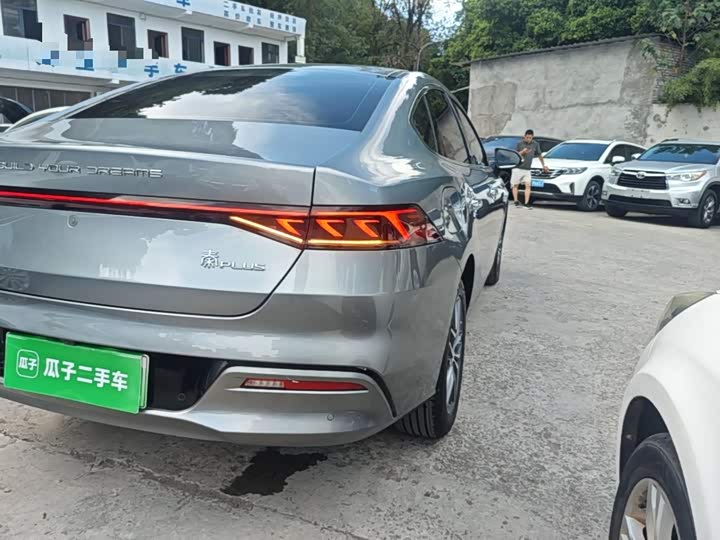 BYD Qin Plus, 2023 — фото 8 из 9