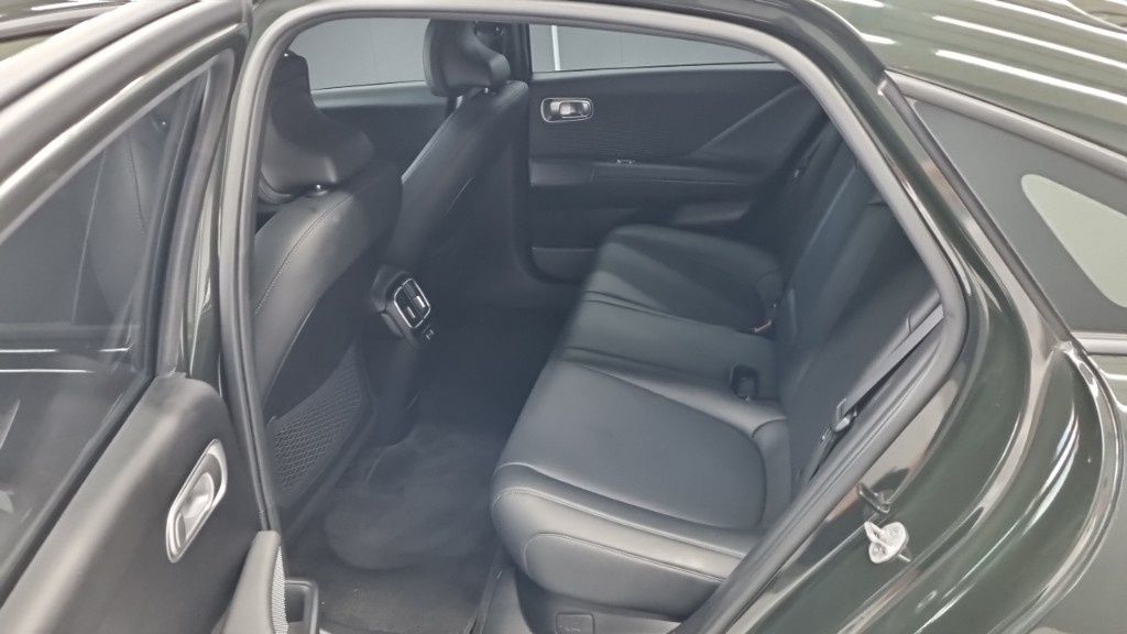Hyundai Ioniq 6, 2023 — фото 10 из 12