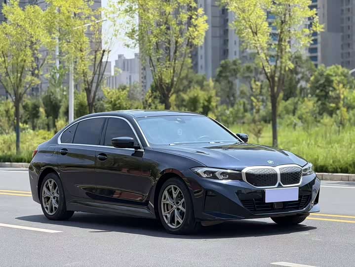BMW i3, 2025 — фото 3 из 9