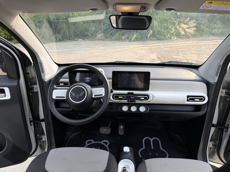 Wuling Mini EV, 2023 — фото 7 из 11
