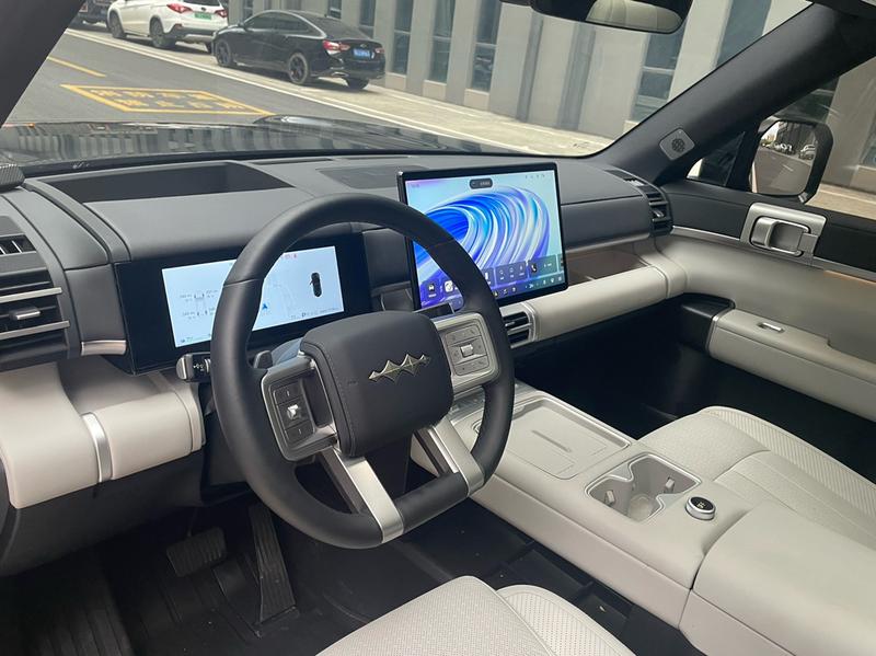 BYD FangChengBao Titanium 7 (Tai 7), 2025 — фото 9 из 12