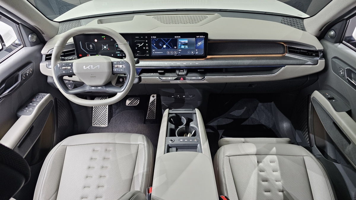 Kia EV9, 2023 — фото 6 из 12