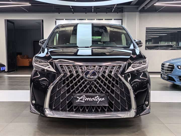 Lexus LM, 2021 — фото 2 из 9