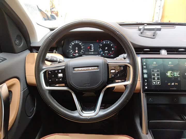 Land Rover Discovery Sport, 2023 — фото 3 из 9